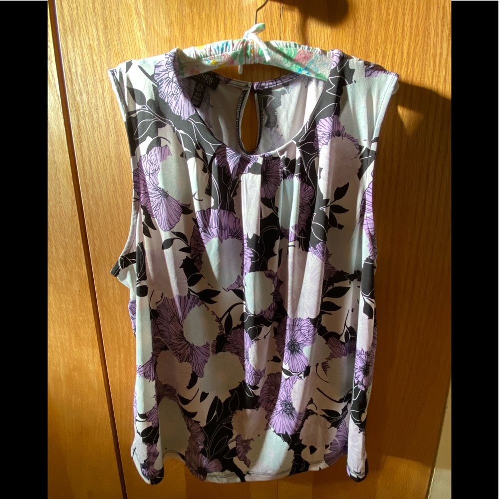 Jones New York floral tank